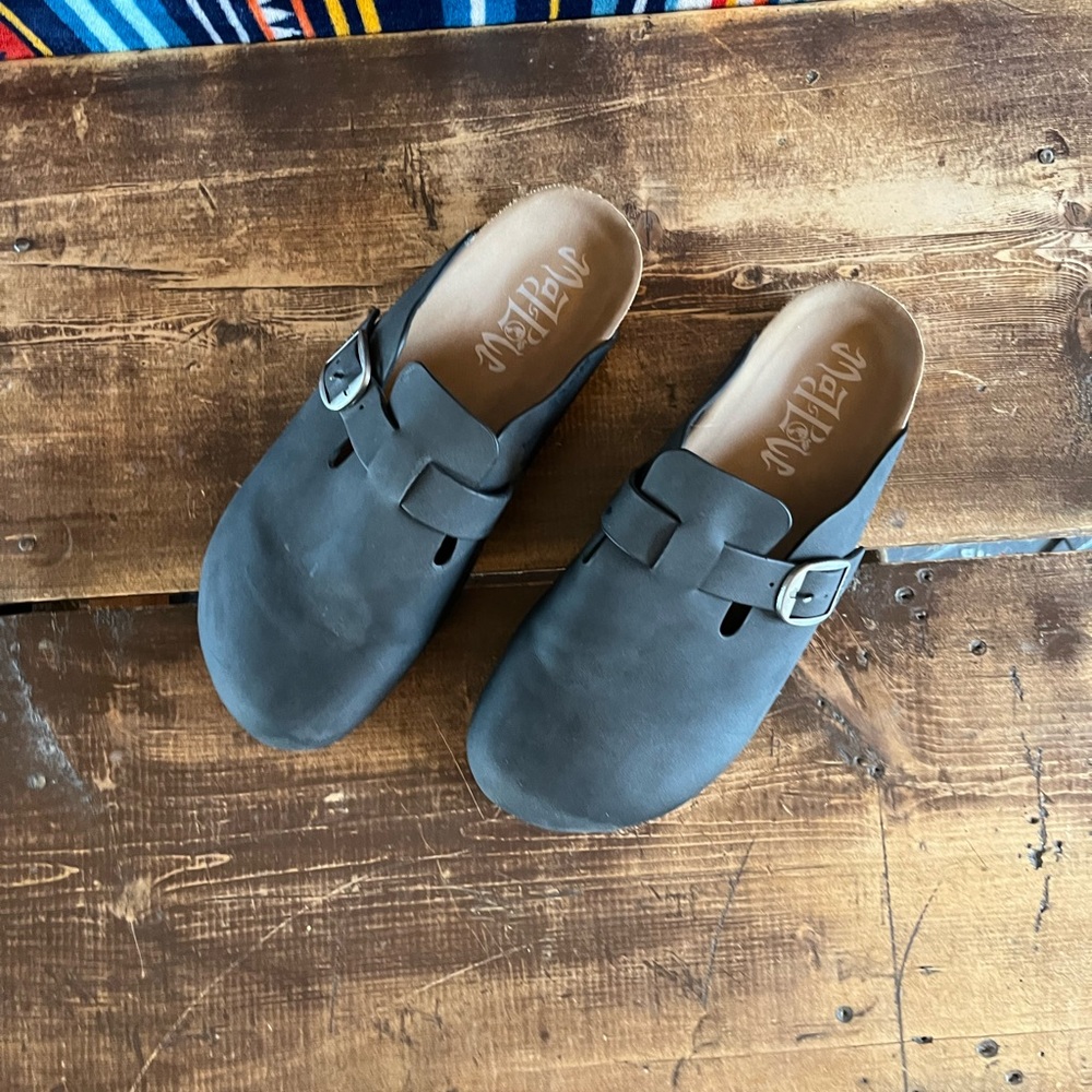 Women’s size 7